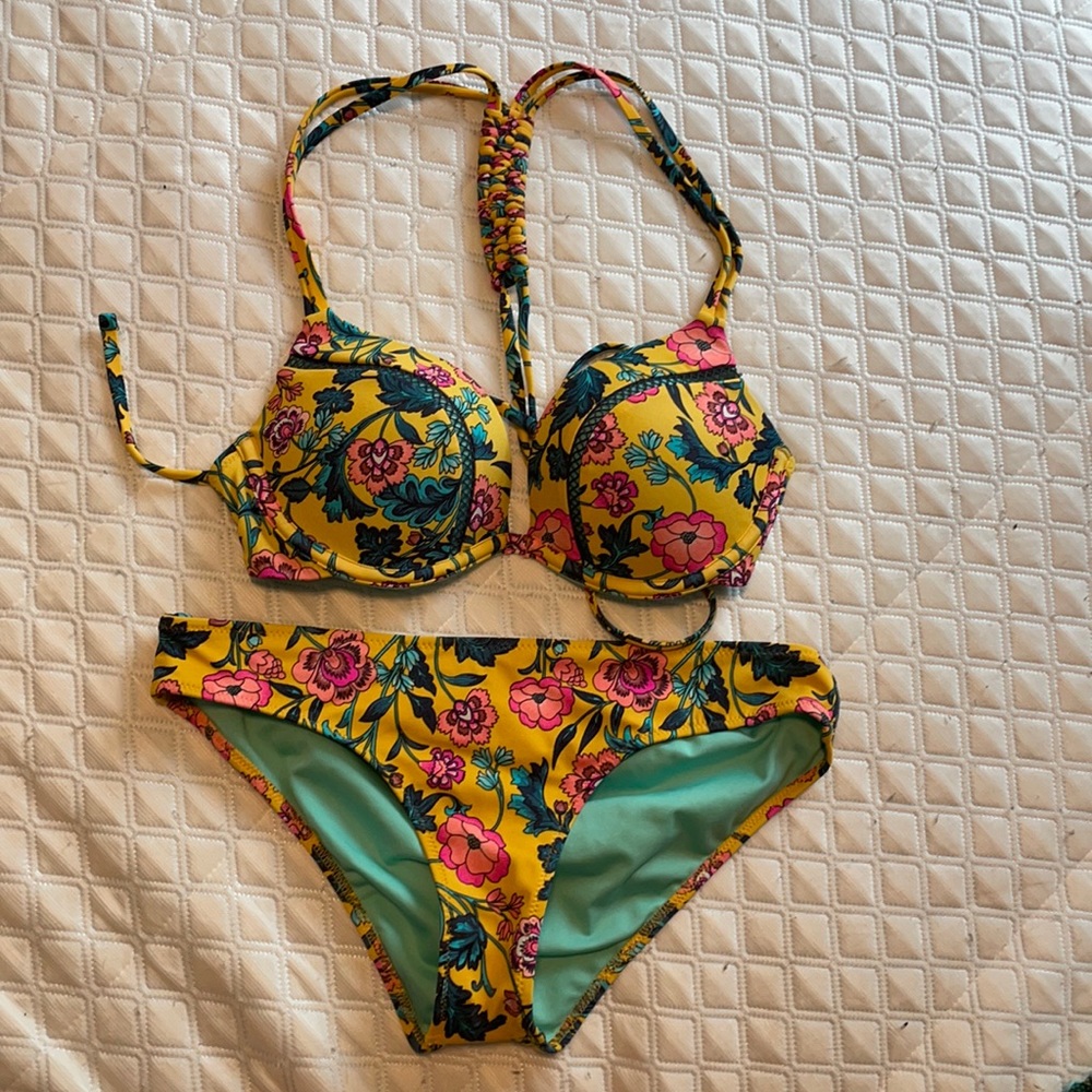 Bikini
